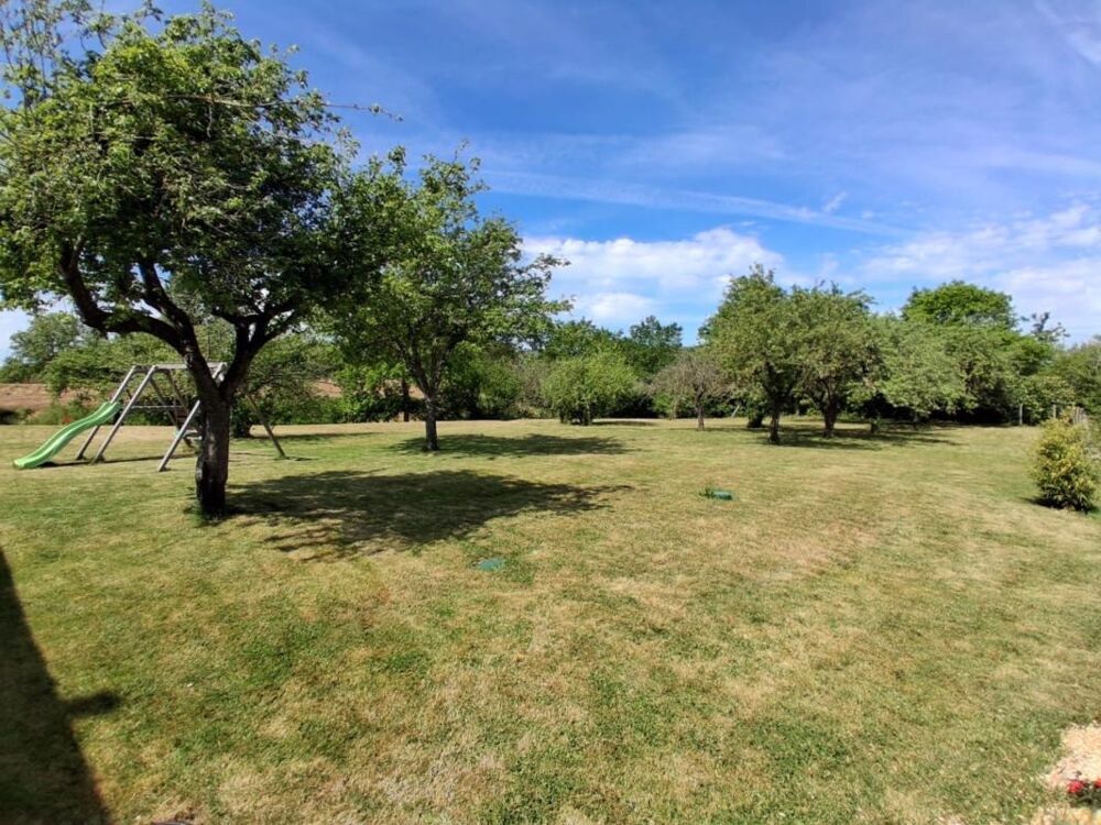 Vente Terrain Terrain viabilisé de presque 2000m2 aux portes de Laval Laval