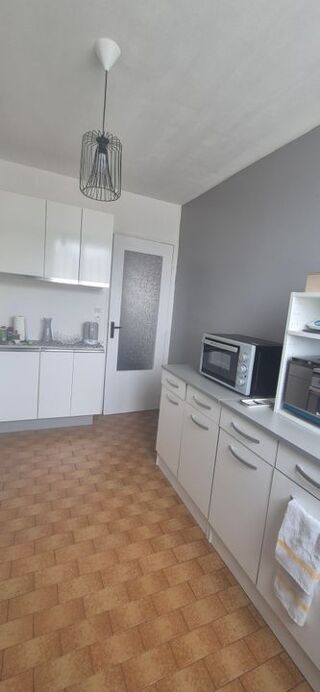  Appartement à louer 3 pièces 60 m²