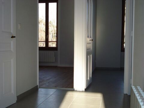  Appartement � louer 2 pi�ces 57 m�