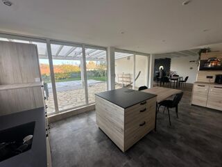  Maison  vendre 6 pices 240 m