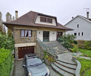  Maison � vendre 7 pi�ces 210 m�