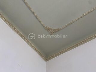 Propriété/château à vendre 7 pièces 245 m²