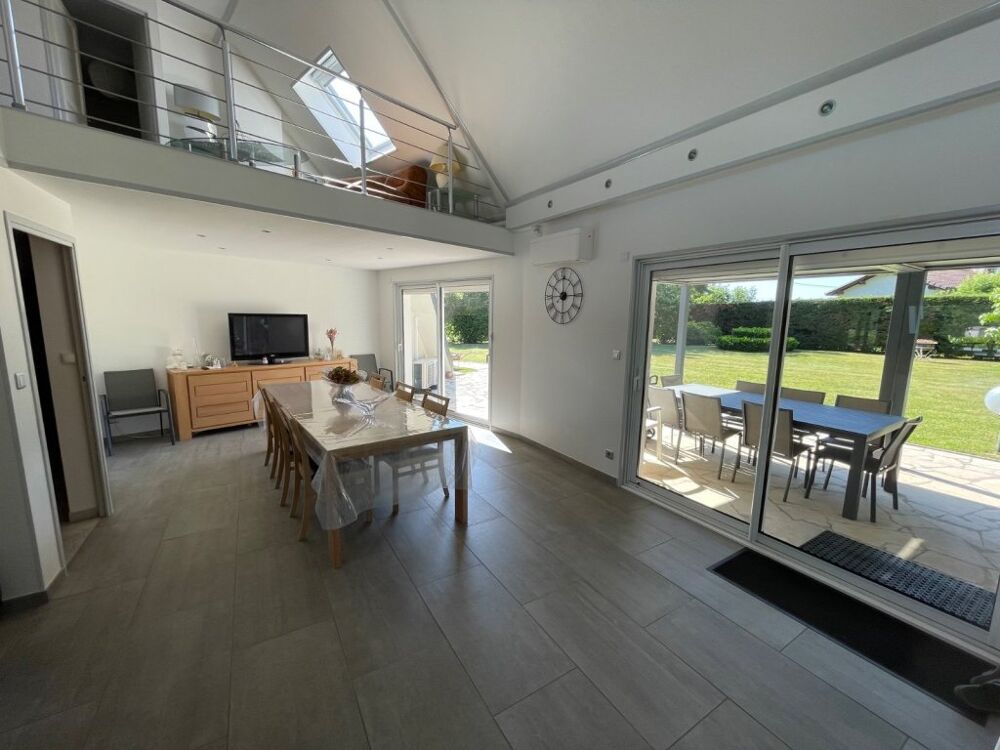 Précieux - Villa de 204.86 m² terrain de 2200 m²