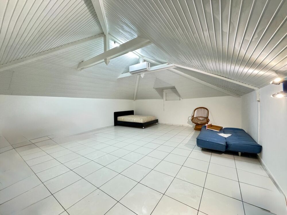 � vendre  Propri�t�/ch�teau Sainte-Anne (97180)