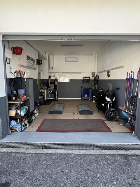 Locaux/Biens immobiliers 40000 13015 Marseille