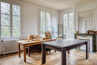  Maison à vendre 12 pièces 442 m²