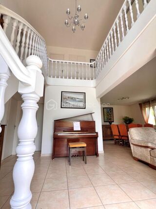  Propriété/château à vendre 6 pièces 143 m²