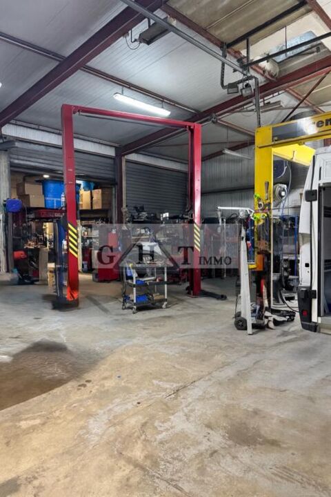 ENTREP&Ocirc;T BUREAUX DE 320M&sup2;&Agrave; LA VENTE &Agrave; VITRY-SUR-SEINE 740000 94400 Vitry sur seine