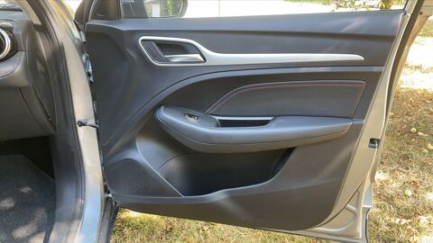 MG.ZS 1.0 T-GDI 111 2WD BVA6 Luxury - Entretien constructeur 2023 occasion 14130 Saint Gatien Des Bois