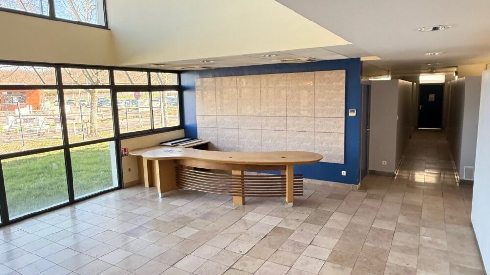   A louer - Immeuble de bureaux 