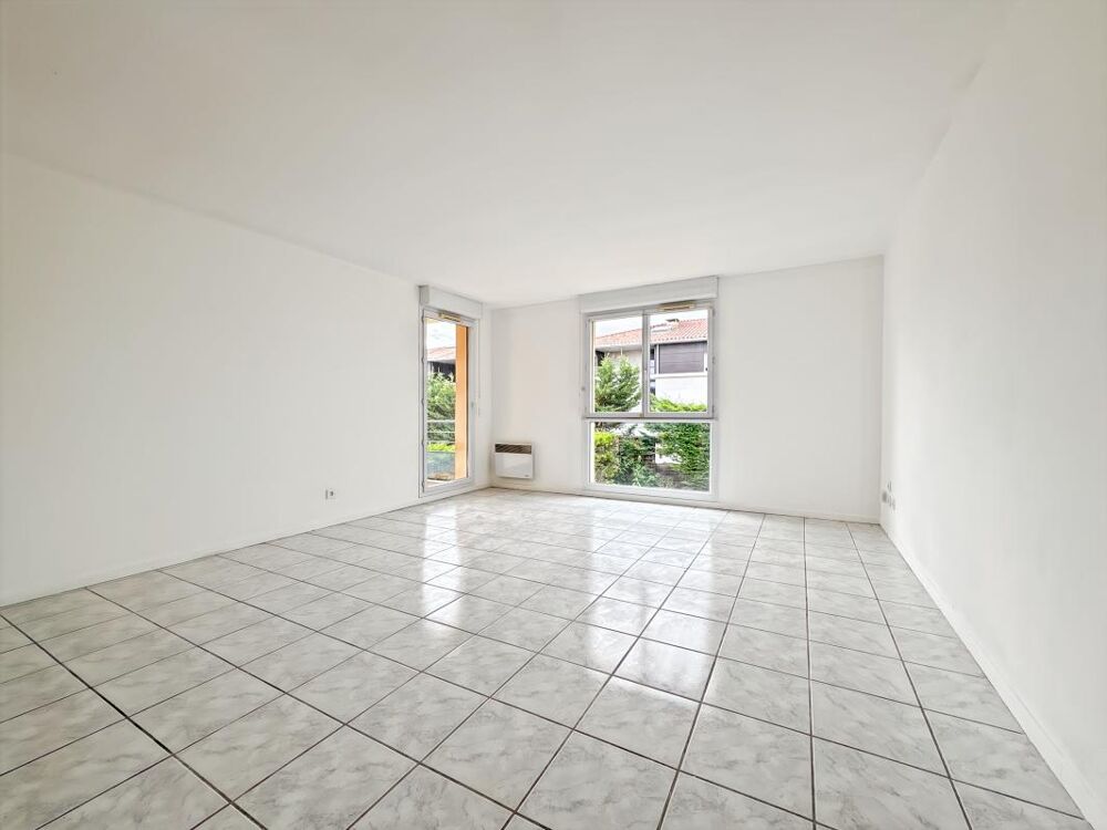 Vente Appartement À Vendre - Appartement T4  AVEC TERRASSE ET 2 PARKINGS Aucamville