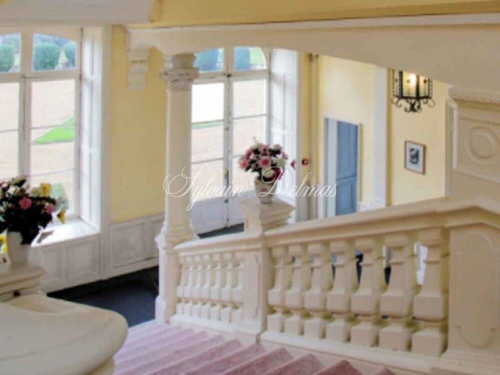 Propriete à vendre 45 pièces proche de ANGERS (49)