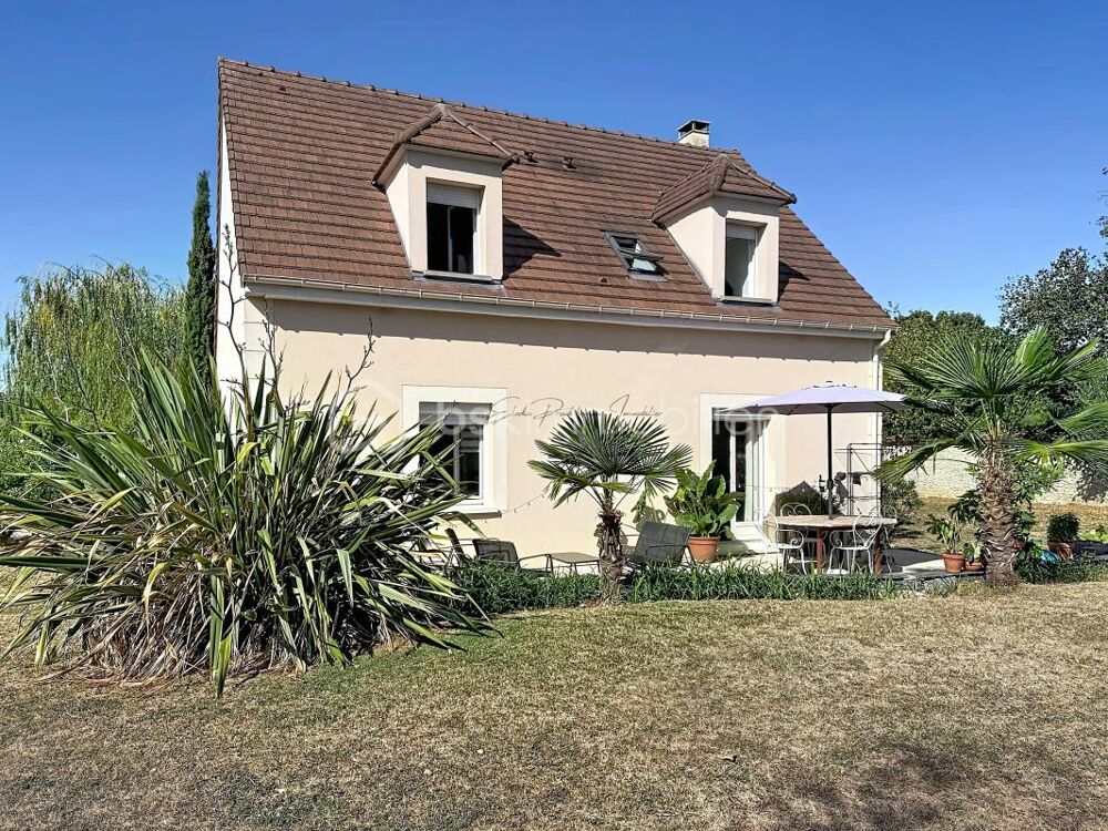 Vente Maison Maison familiale 118 m²  - 4 chambres - Terrain 1000 m² - Sans vis à vis Egreville