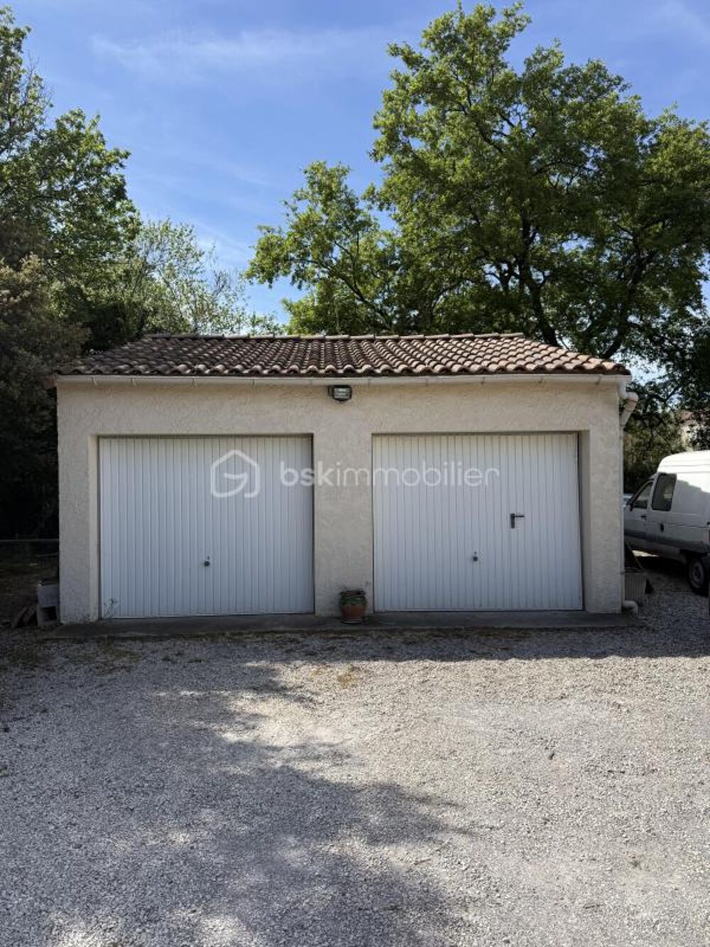 à vendre  Propriété/château Pélissanne (13330)