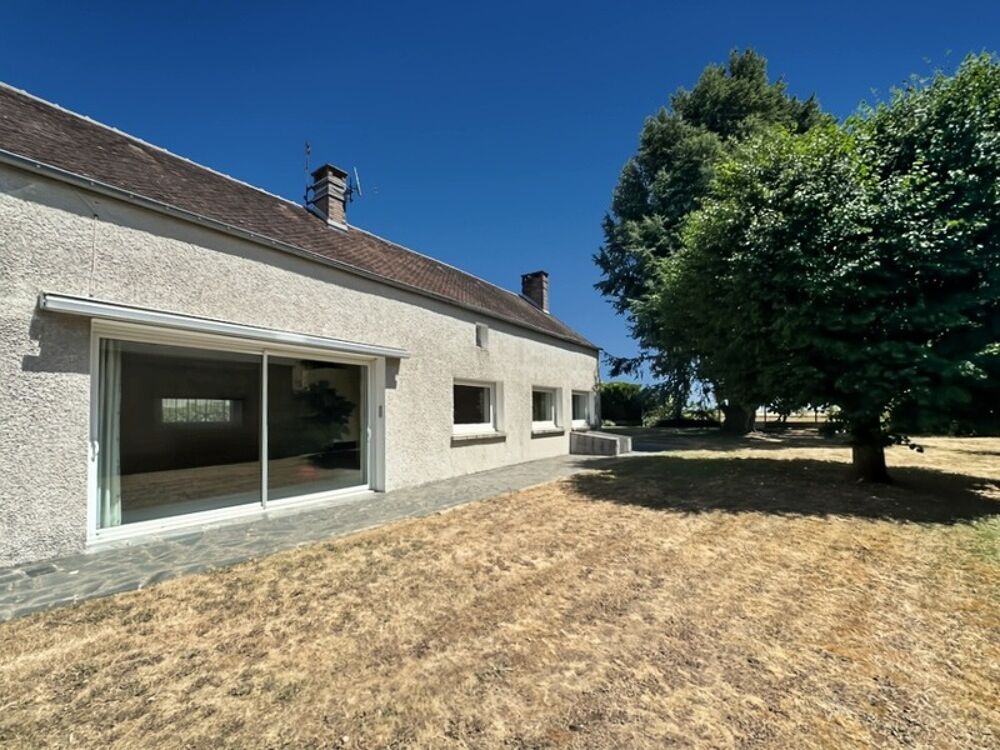 REMAUVILLE (77) Longère authentique de 131 m² sur terrain de 941 m2