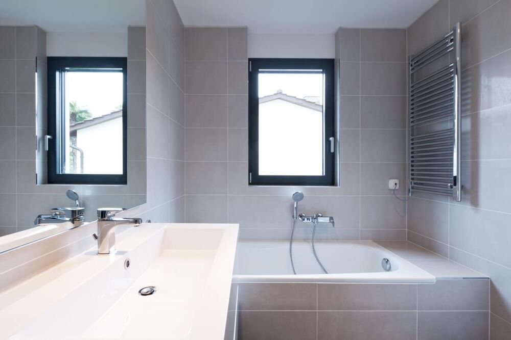 Vente Maison Grande maison 4 pièces lumineuse avec jardin piscinable et 2 places de stationnement et abri vélos ! Le bouscat