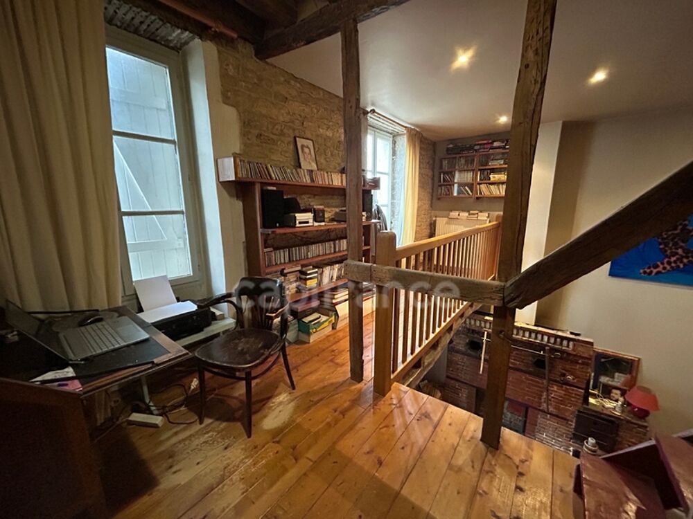 Maison en pierres 5 pièces à Étais-la-Sauvin 89, beaux volumes et cachet