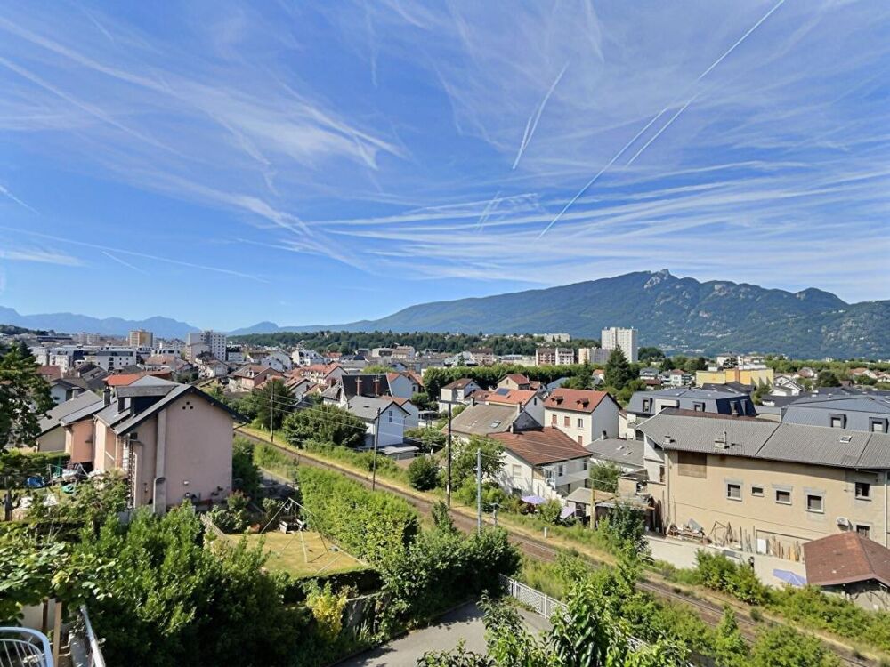 Vente Appartement AIX LES BAINS - DUPLEX T4 RENOVE 100.19 M² AVEC TERRASSE PRIVATIVE DE 43 M² VUE DEGAGEE Aix les bains