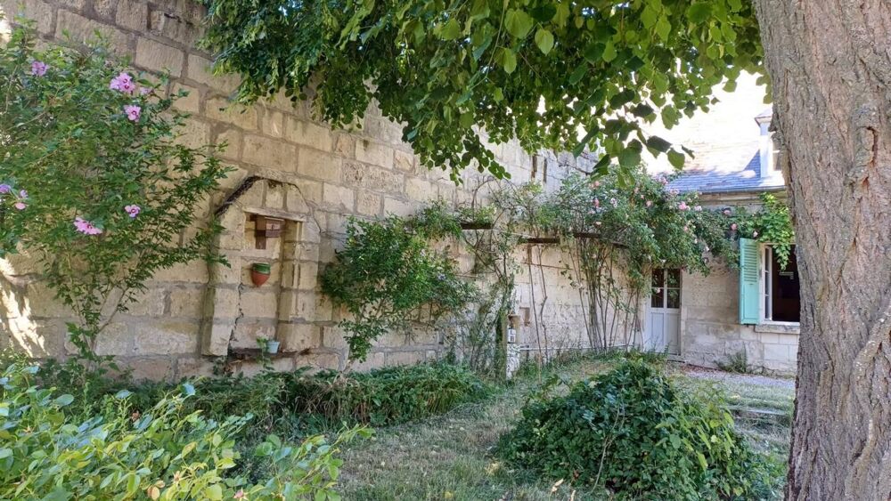 PROPRIETE 2 MAISONS EN PIERRE