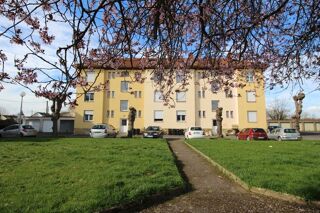  Immeuble à vendre 12 pièces 300 m²