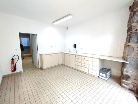   22000 SAINT BRIEUC : MURS COMMERCIAUX LIBRES 70 M² 
