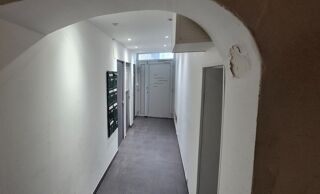  Immeuble à vendre 14 pièces 423 m²