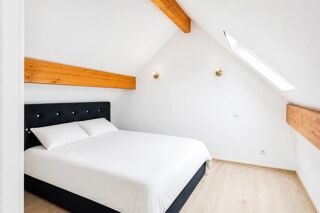  Appartement à vendre 8 pièces 168 m²
