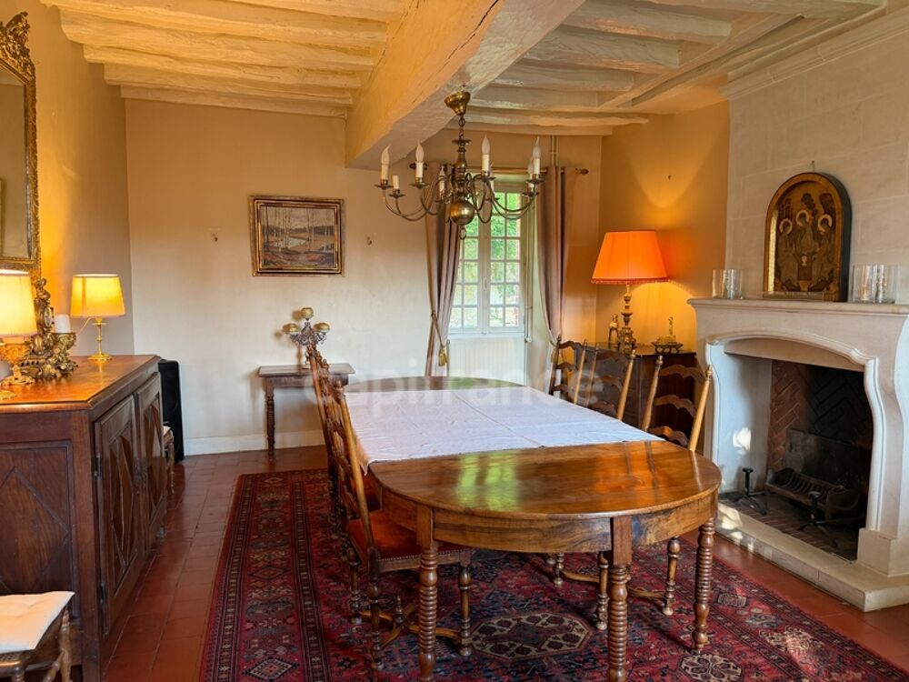 Vente Maison Maison à vendre 9 pièces GY L'EVEQUE (89) Propriété de caractère de 185 m2 4 chambres plus bureau   Terrain Gy l eveque
