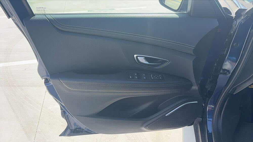 Sc&eacute;nic Grand IV 1.7 Blue dCi 120 Business Intens 2020 occasion 06340 La Trinite