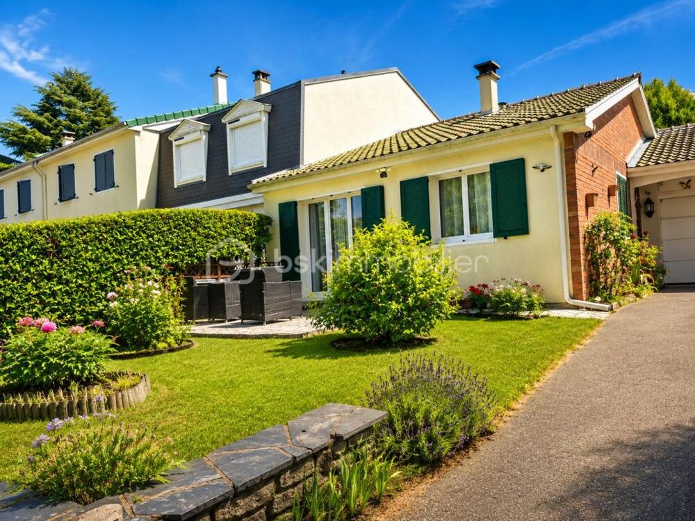 Vente Maison MAISON DE PLAIN-PIED - LA COMMANDERIE DES TEMPLIERS II sur 775 m2 de TERRAIN Elancourt