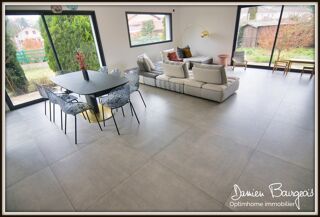  Maison  vendre 8 pices 290 m