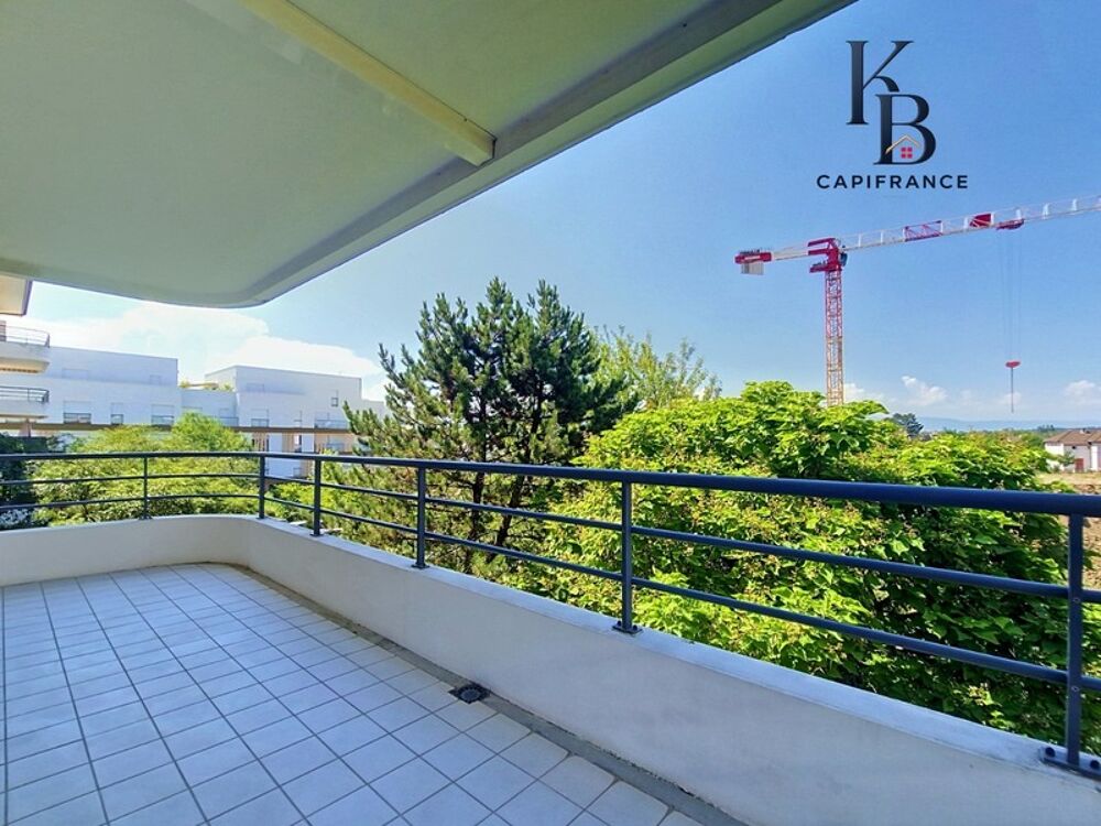 Location Appartement AMBILLY, appartement T3 de 70 m² avec terrasse de 23 m² à deux pas de la douane Ambilly