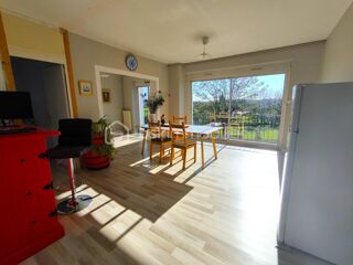  Propriété/château à vendre 7 pièces 200 m²