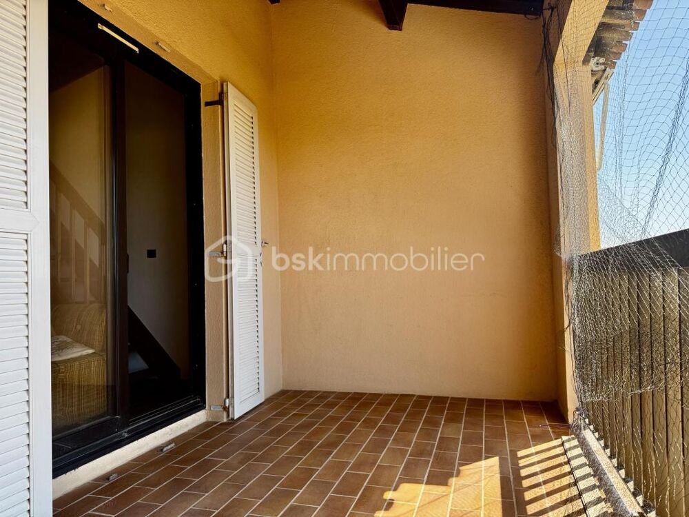 APPARTEMENT DUPLEX DOMAINE DE LA COUDOULIERE VUE MER