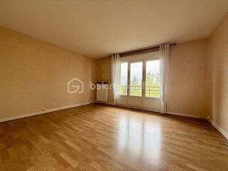Vente Appartement SECTEUR SUD AMIENS - APPARTEMENT T3 70m2 2 CHAMBRES - PARKING & CAVE Amiens