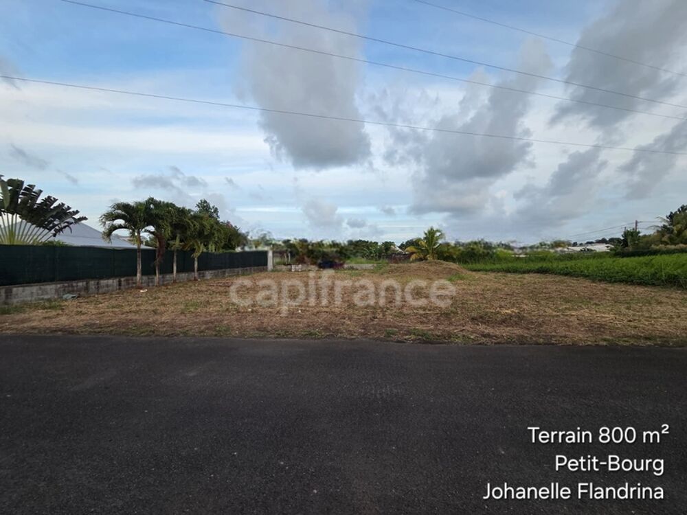 Vente Terrain Terrain constructible de 800 m² – Petit-Bourg, à 5 min de Colin et Jarry Petit bourg