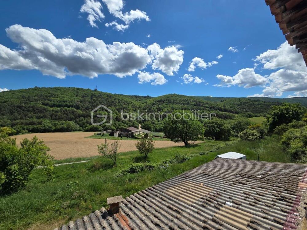 Location Maison À louer – Maison individuelle avec grand terrain à Montjustin Montjustin