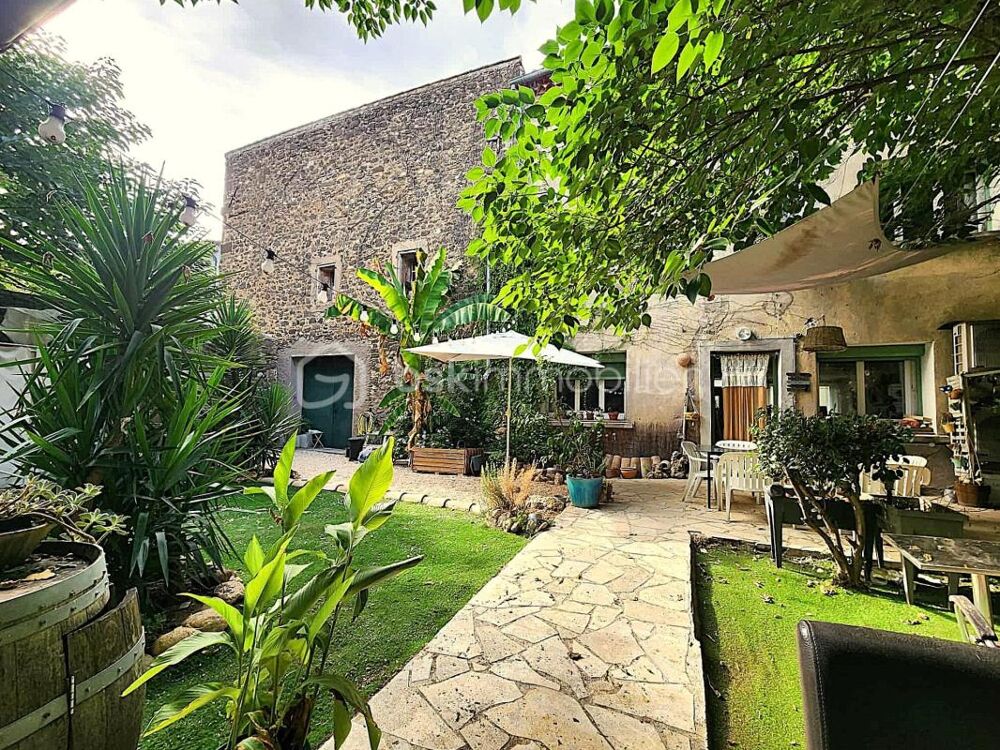 Vente Maison Maison vigneronne avec grand garage et jardin Adissan