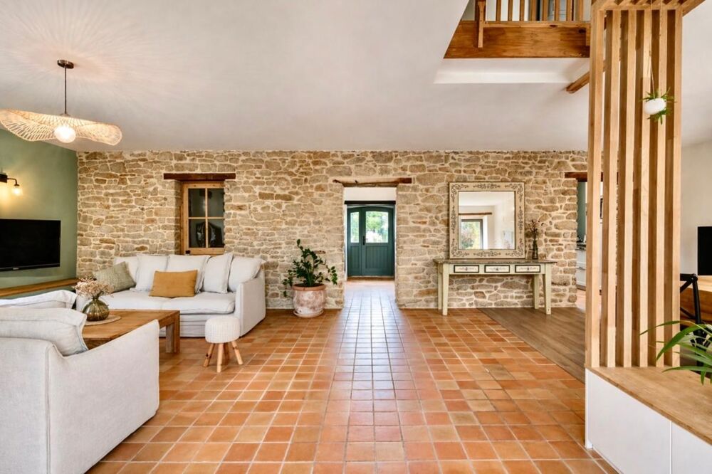 Maison 9 pièces 220 m² · à Berric · 220 m² · 480 000 €