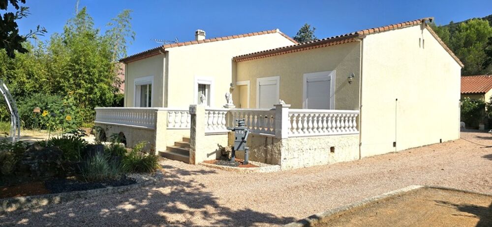 Villa T4 de 123,5 m² avec garage et piscine
