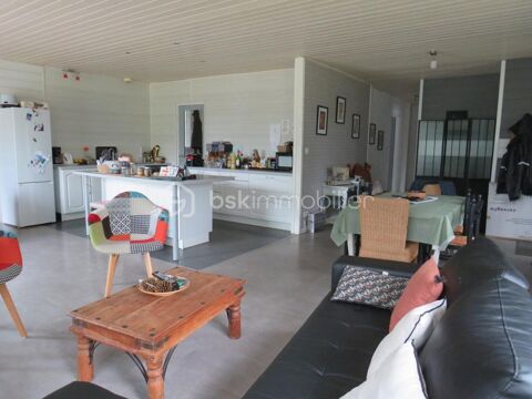   A saisir Plain-pied 6 pices de 127 m sur terrain de 2400 m au calme Maison - 6 pice(s) - 127 m