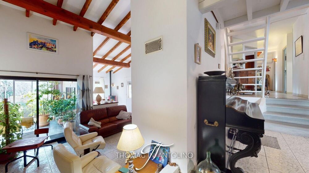 Vente Maison EN EXCLUSIVITE - MAISON D'ARCHITECTE - 3 CHAMBRES - PISCINE 11x4.5 - 2 GARAGES - TERRAIN 2300M² Carcassonne