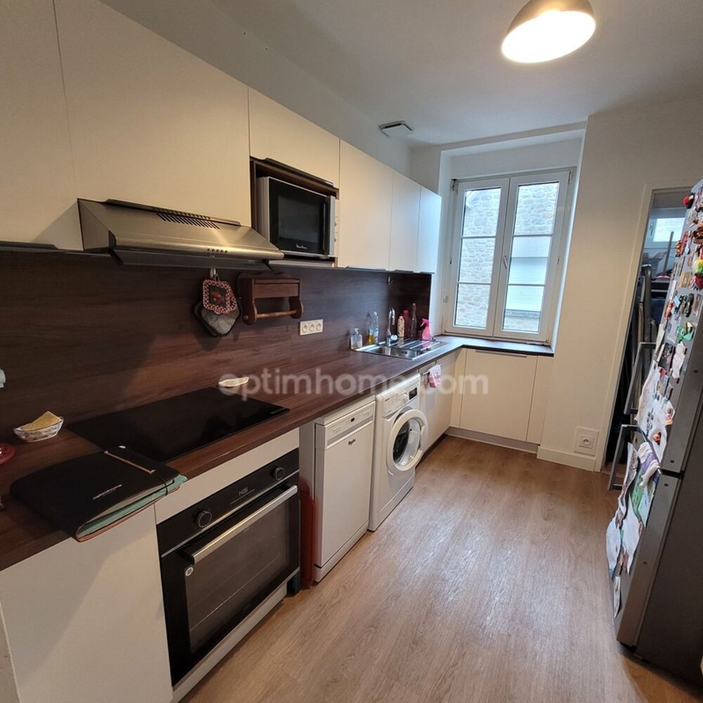 DINAN (22) plein centre ville - Appartement T3 de 52.25 m² avec 2 Chambres - 2ème étage sans ascenceur
