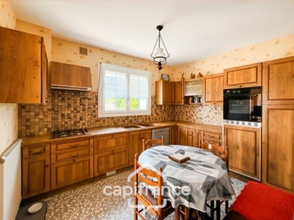 Maison à vendre 5 pièces PONTIVY (56) avec grand terrain