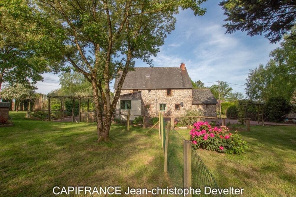 Vente Maison Maison à vendre 6 pièces DESERTINES (53) maison 4 chambres sur terrain de 2 500 m2 Desertines