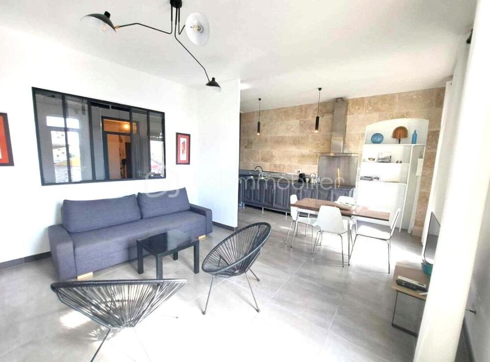 Vente Appartement Sète - Charmant grand 2 pièces atypique rénové avec vue sur la Criée Sete