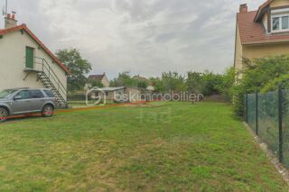  Terrain à vendre 554 m²