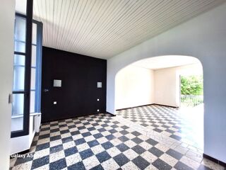  Maison  vendre 8 pices 190 m