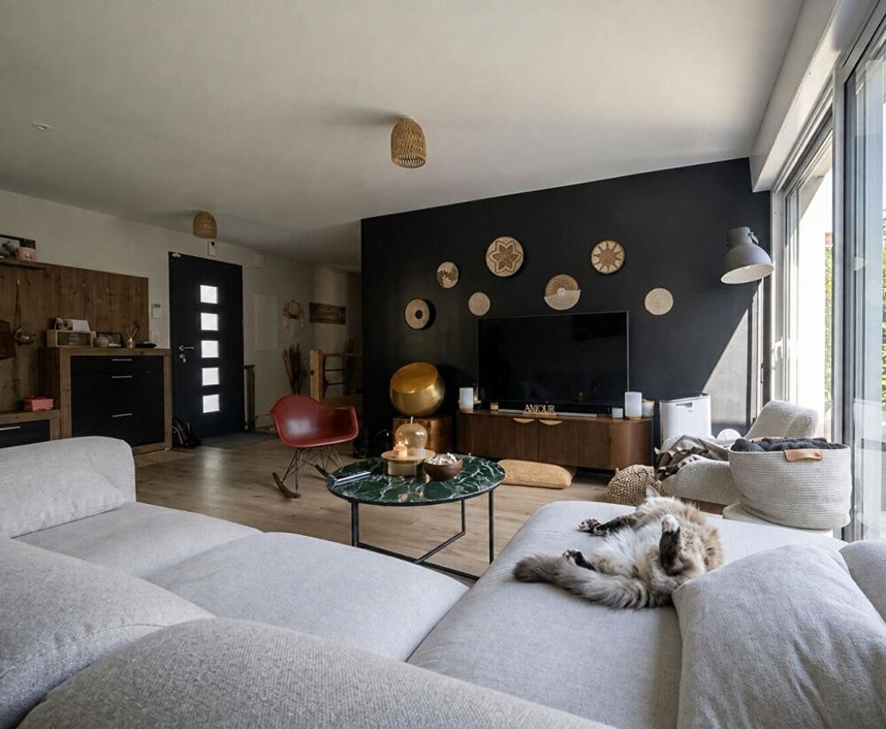 Maison rénovée à Semblançay 170 m² au sol - 5 chambres - Terrain de 5 640 m² parfait pour un haras