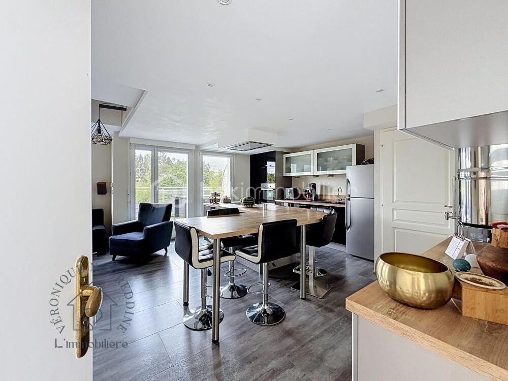 Vente Duplex/Triplex La campagne à la ville : Superbe Duplex Lumineux aux Portes de la Forêt – Strasbourg Robertsau Strasbourg